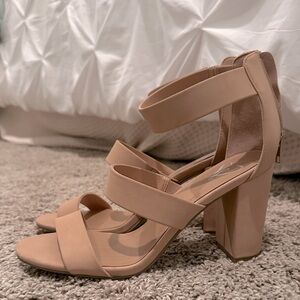 Women’s 2 inch tan strappy sandals- size 9
